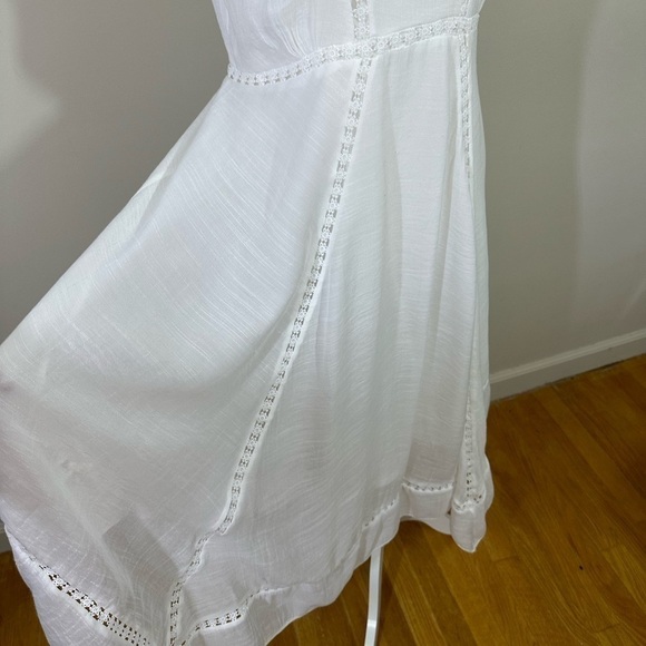 Kings Road.  sz lg dress midi length all white hankie style hem - Picture 2 of 15